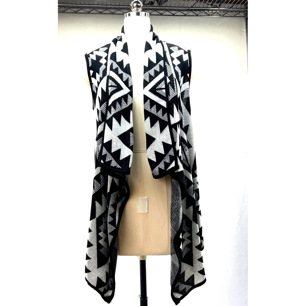 Say What‎ Womens Aztec Sleeveless Cardigan USA Casual Summertime Chic Office